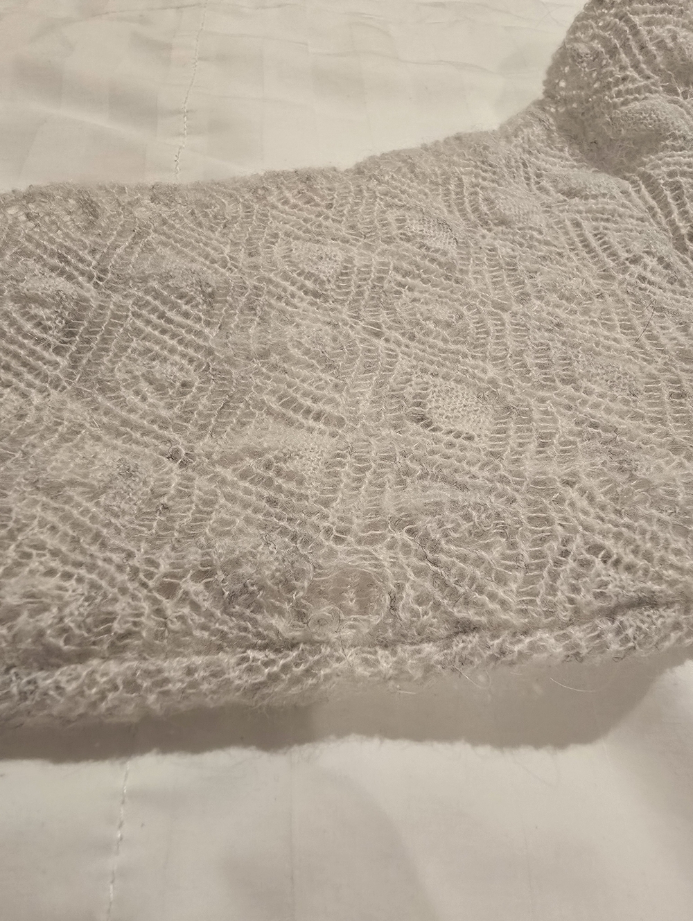 Knitted & Knotted Cropped Light Gray Lace Knit Sweater Top M/L - Picture 11 of 12